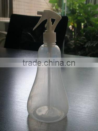 soft plastic containers, translucent or transparent bottle