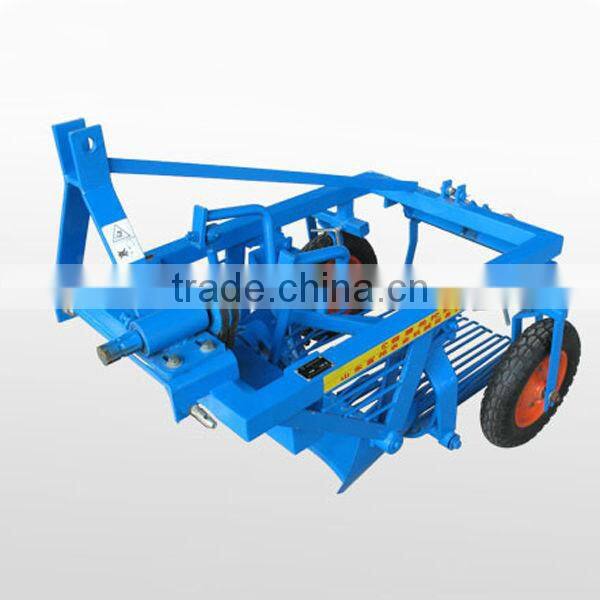 4UD-1 small potato harvester