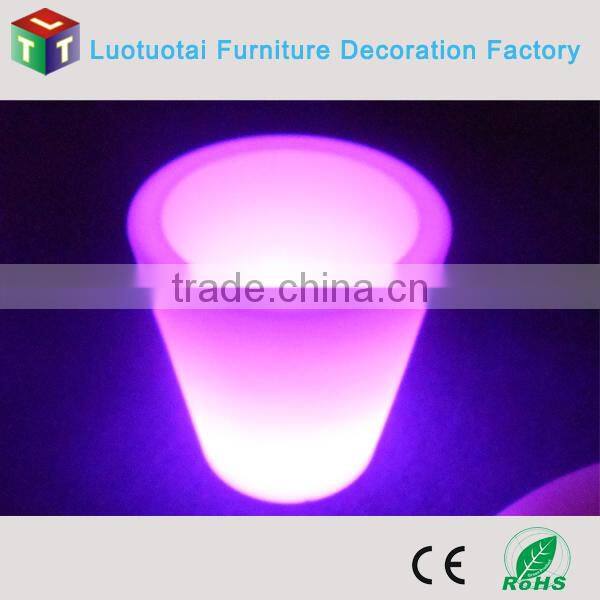 led outdoor flower pot, rechargeable plastic garden pot, China wholesale plant pot