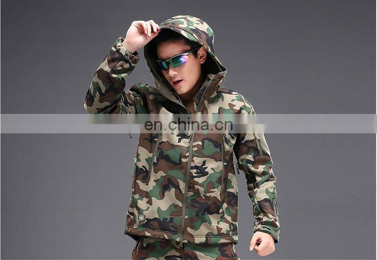 Custom design military hooded softshell jacket for men