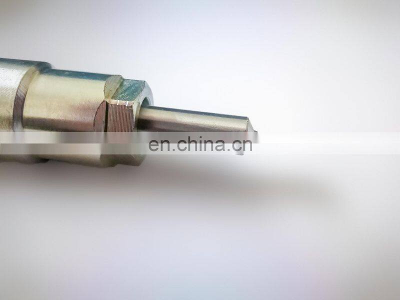 china produce 23670-30050 23670-39096 fuel injector 095000-5881