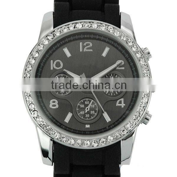 shinny naughty diamond shape crystal watch