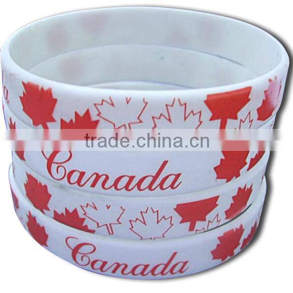 personalized silicone bracelet