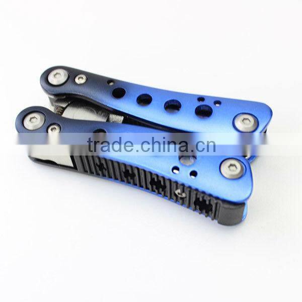 Multi tool pocket plier