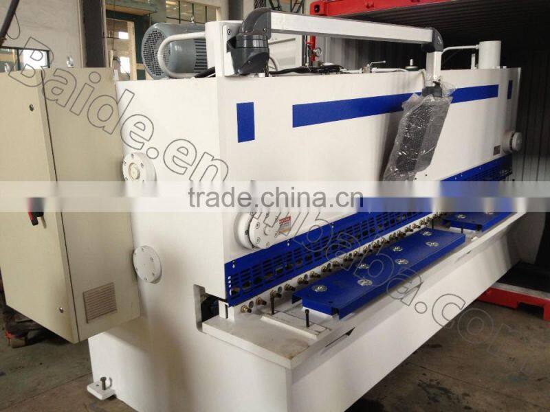 Hydraulic metal cutter