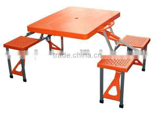 4 seats plastic picnic table
