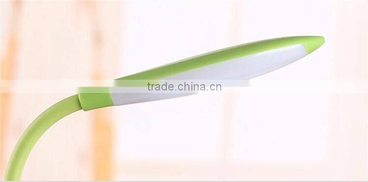 Pen container high photosynthetic efficiency desk lamp