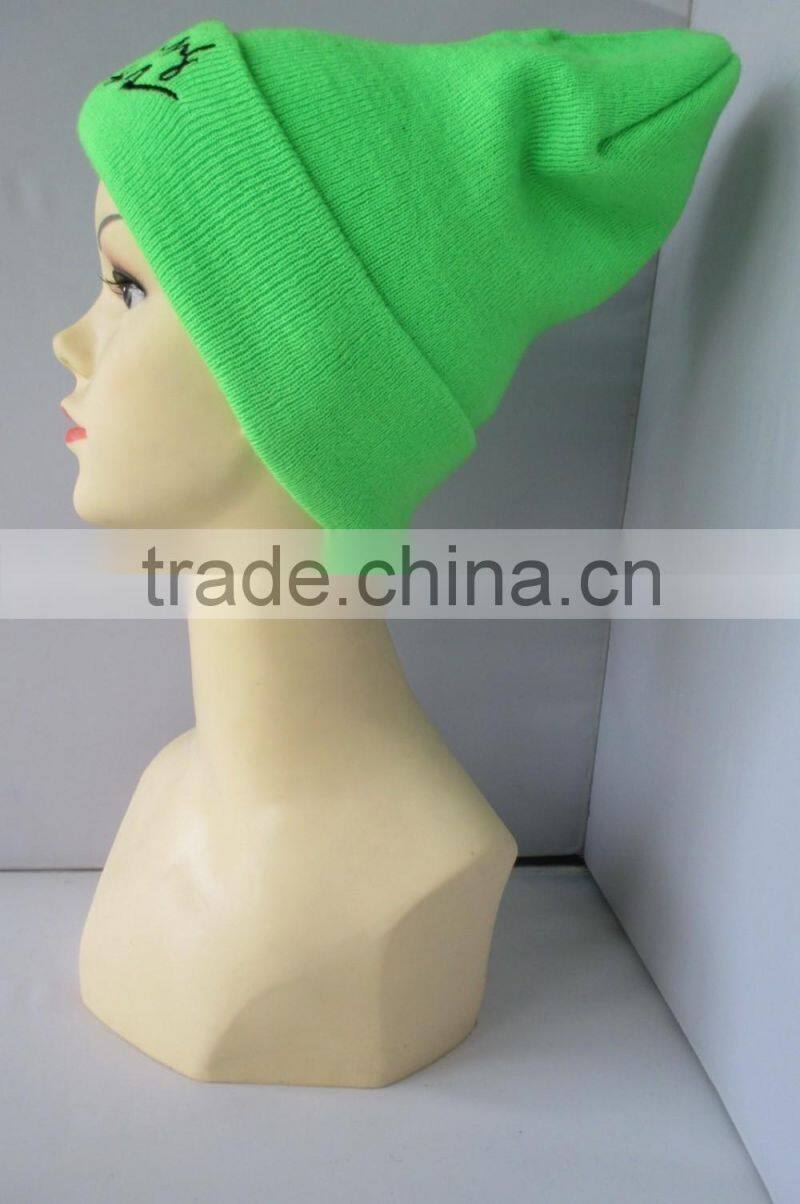 Fashion Model Soft Acrylic Wholesale Custom Embroidered Beanie