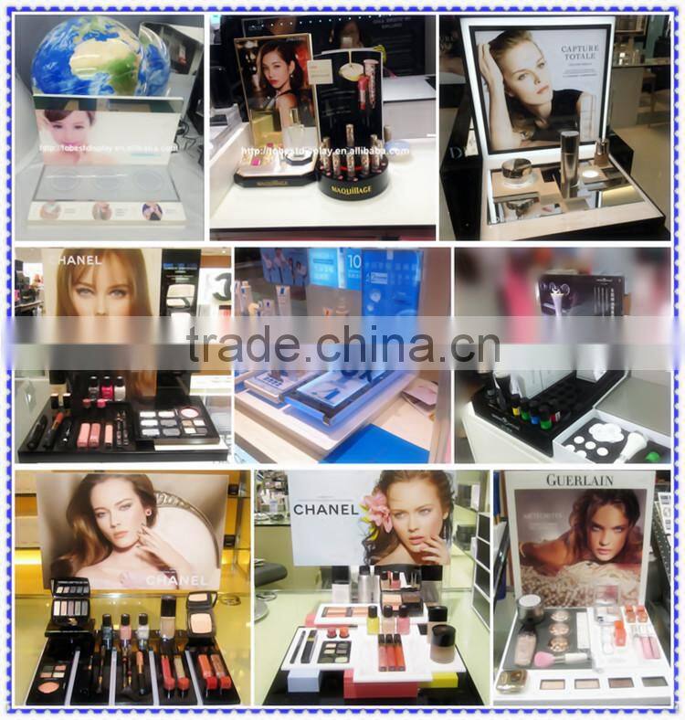 Beauty display, pop up display, vacuum cleaners display