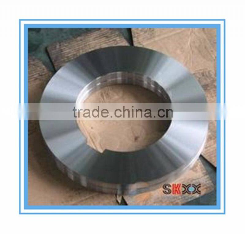 Round cutter blade for metal slitting machine
