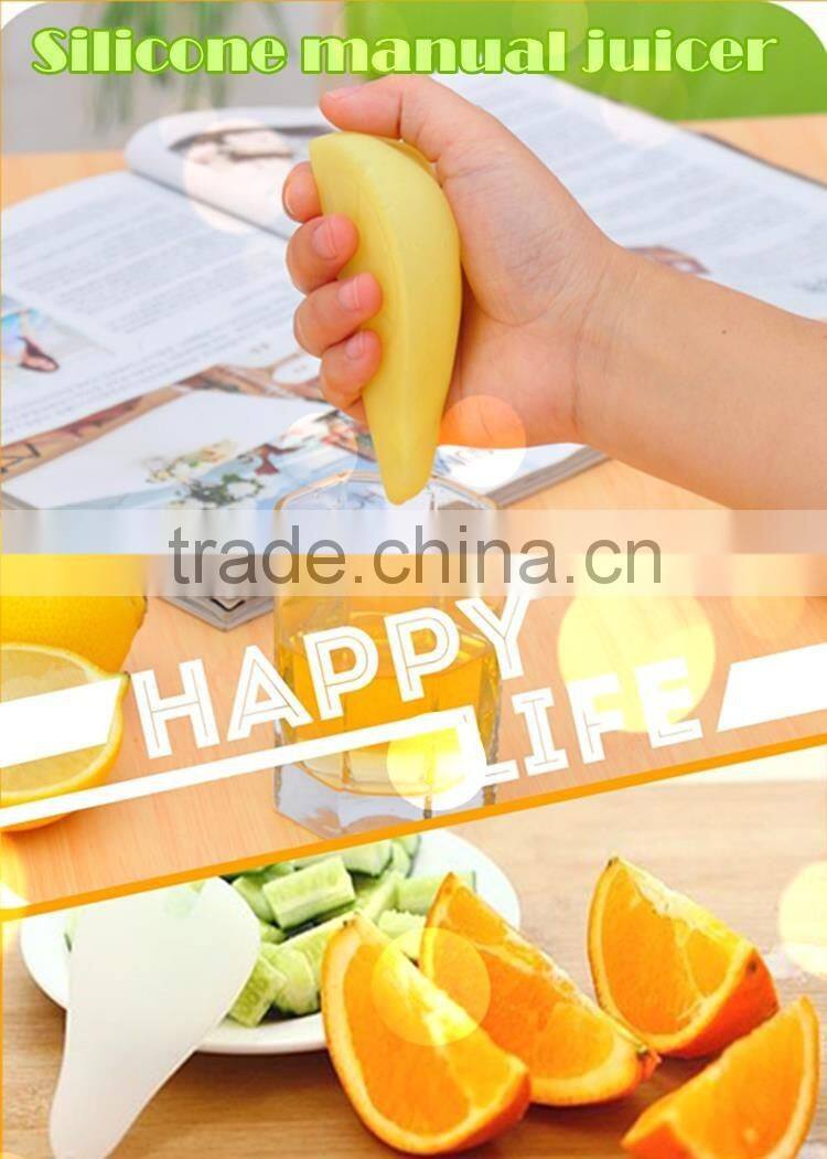 2016 new arrival home use hand press healthy portable mini squeezer