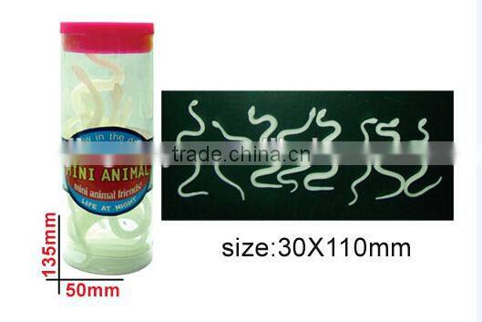 Sell plastic toys, funny glow snake toys