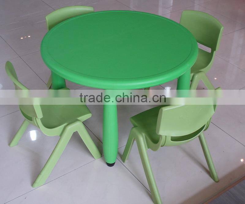 Kids drawing party dining table