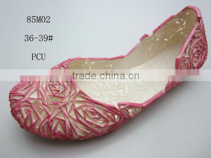 Hot Selling and Fashion PCU Women Slippers with Flower for Summer 2014