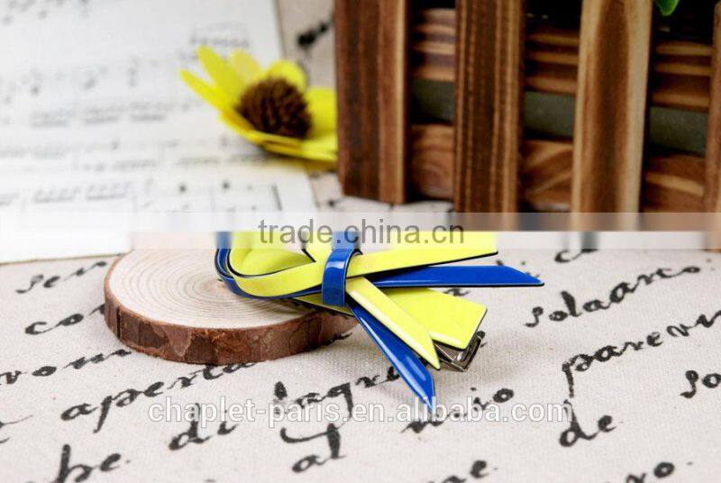 Wholesale brand hair accessories metal alligator clip eco friendly fashion kids hair barrettes with resin bow