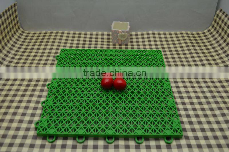 Full of childishness and playfulness kindergarten floor mats made of good quality of kindergarten floor materials.