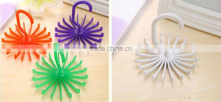 Rotating Twirl Tie Rack Adjustable Tie Belt Scarf Hanger Holder