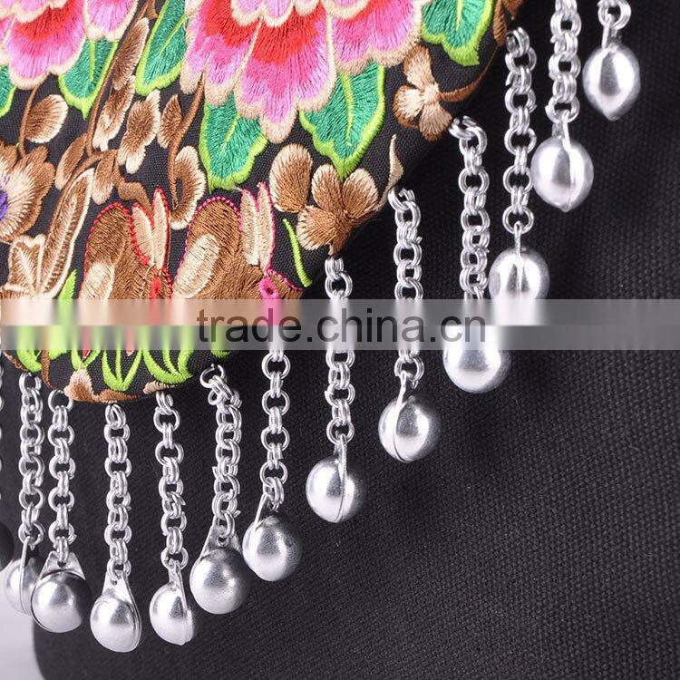 Embroidery shoulder bag canvas women handbag cheap lady bag embroidery bag with bells