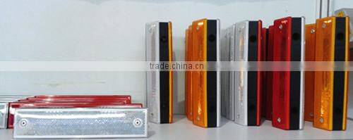 Barrier delineater / barrier reflector