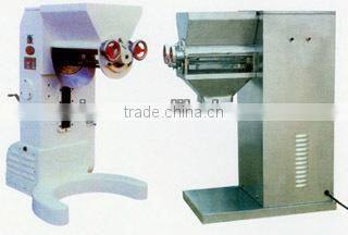 swinging pellet machine