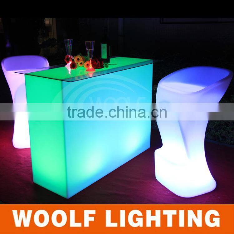 Glowing Rectangular LED Cocktail Lounge Table LED Party Events Lighting Up Decorative Table