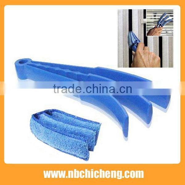 Microfibre Window Blind Cleaner