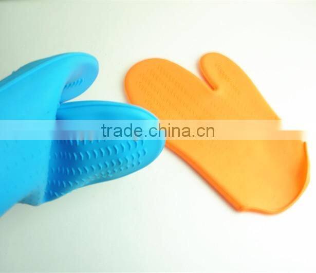 10136 Silicone Heat Resistant Grilling BBQ Gloves for Cooking, Baking