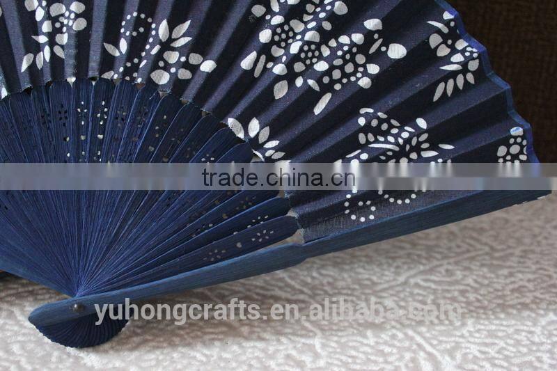 Chinese dark blue flower bamboo fan