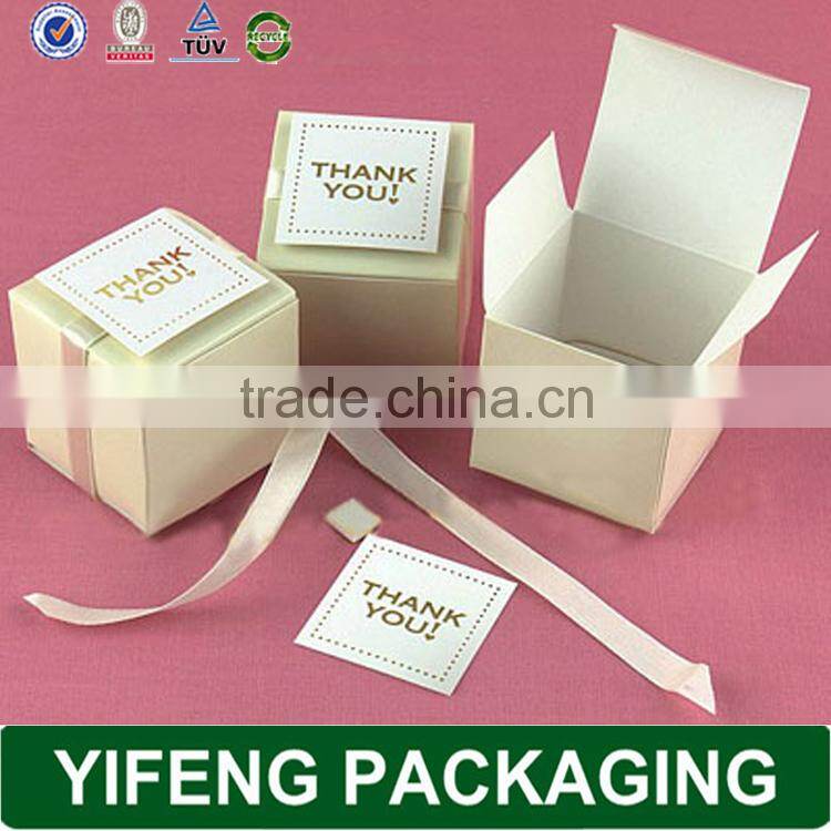 China Custom Bulk Paper Fancy Mini Gift Wedding Candy Box Wholesale