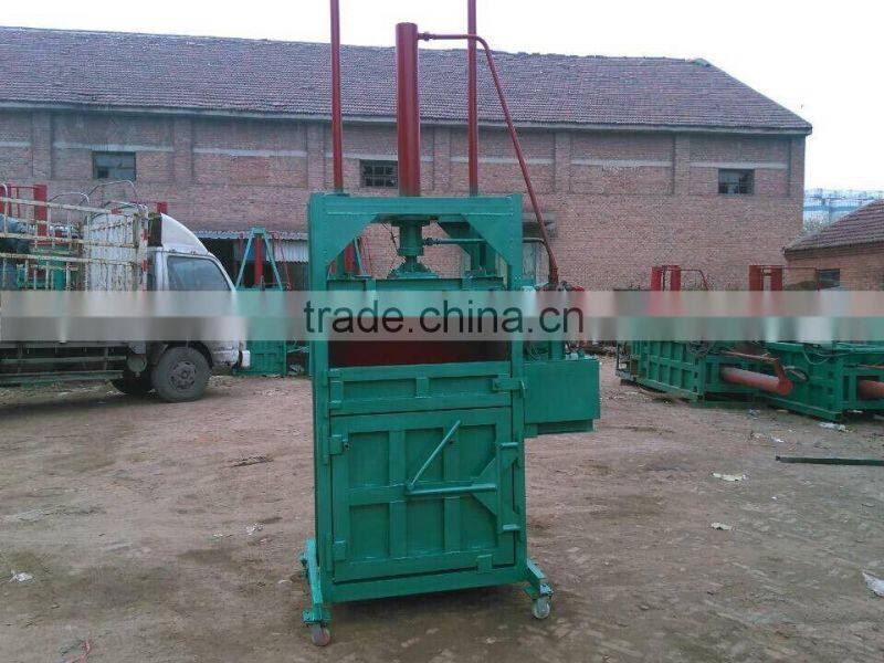 waste carton paper ,plastic pet Bottle Baler Machine / hydraulic full automatic baler press
