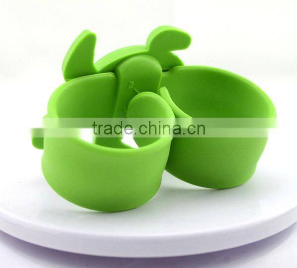 Cute tortoise slap watch with glass face quartz movt silicone strap for child