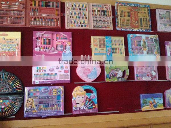67PC CHILDREN DRAWING SET