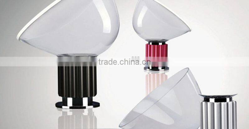 Modern Silver Aluminum Floor Lamps 60W UL Lighting for Hotel Rooms