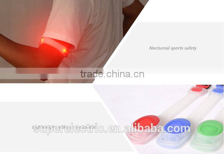 Fashional design wholesale eco-friendly silicone led sports armband safty alarm flashing led light armlet