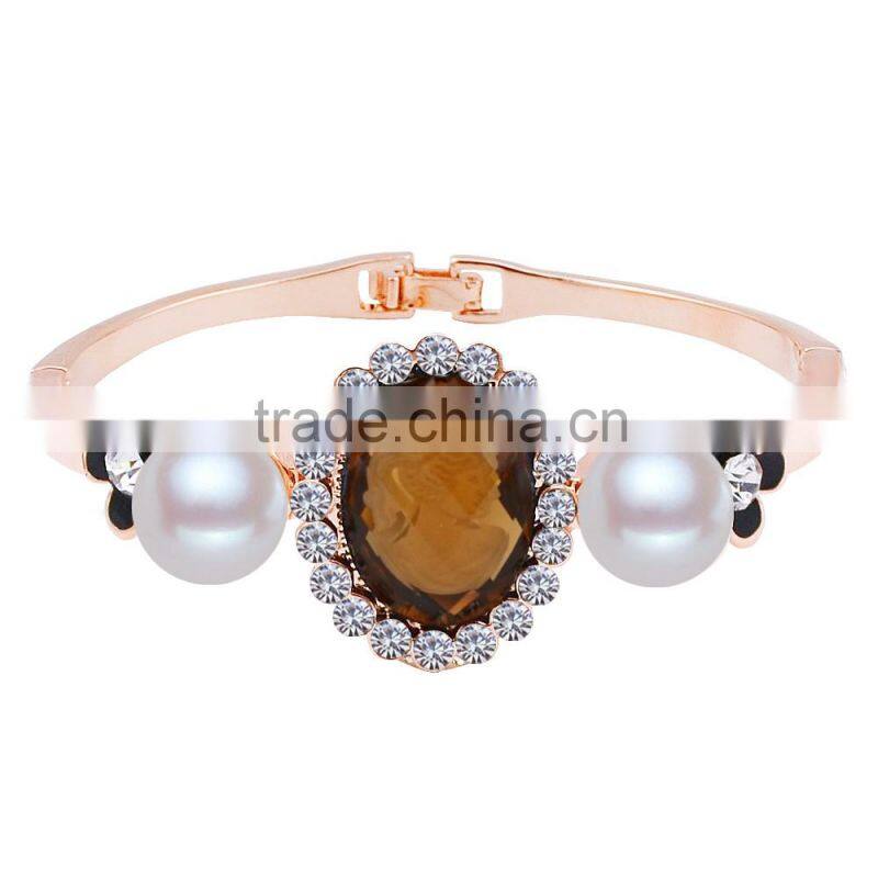 Girls Fashion Alloy Metal Bangle Center Luxury Big Nature Stone Side Black Painted Small Flower Pearl Bangle Bracelets Jewelry