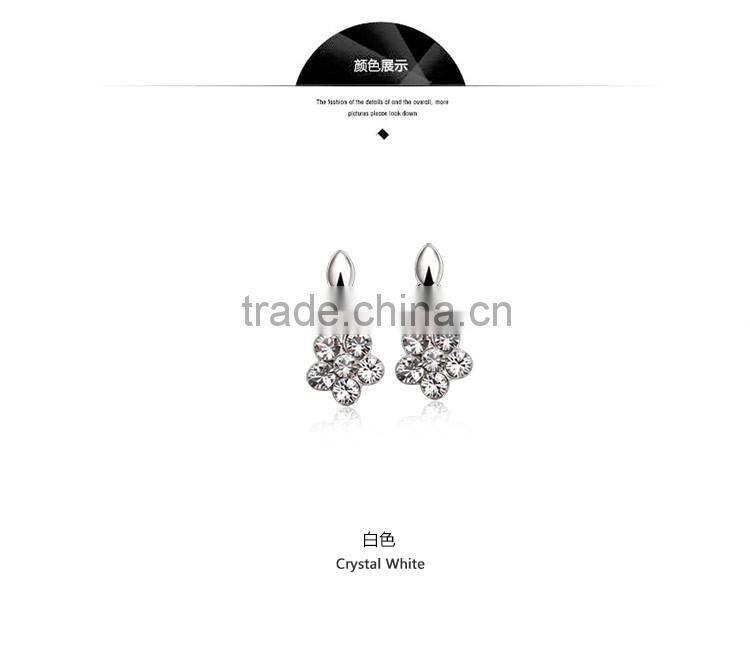 OUXI Cyrstal white elegant Silver ear stud made with Crystal Y20077
