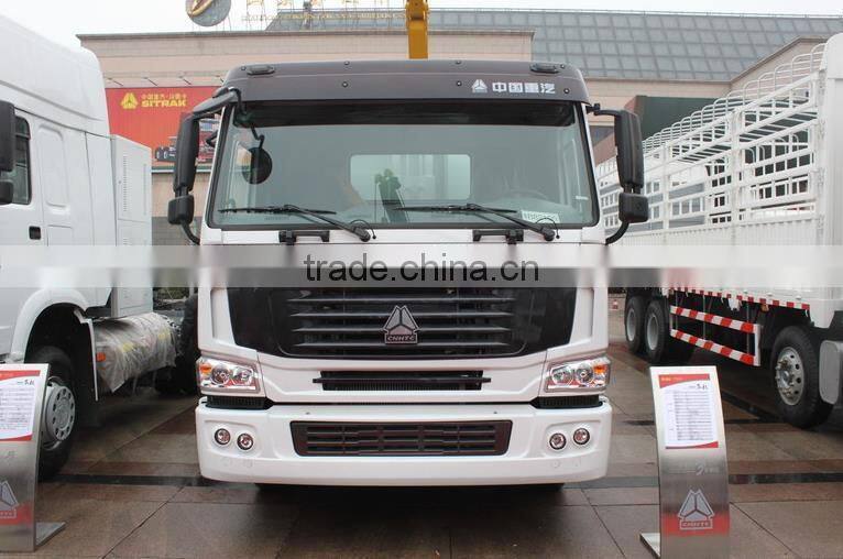 White HOWO Waste Collection Vehicle 266HP 4X2
