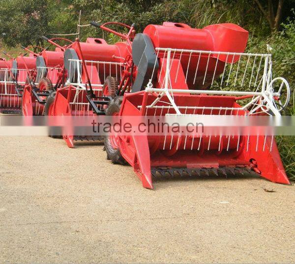 mini combine harvester