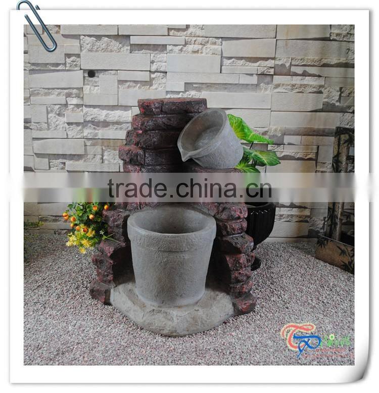 Resin garden outdoor decorative water fountain with pots on brick