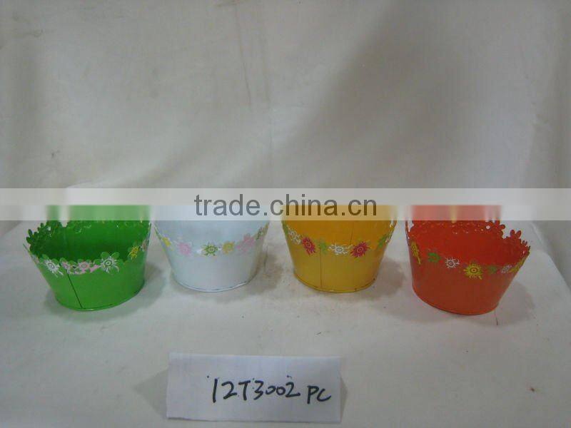 Galvanived plant pot round shape
