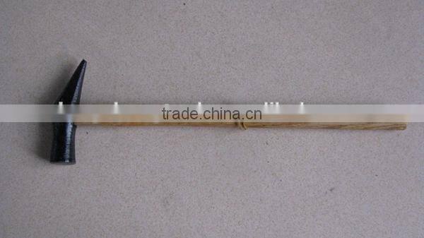 Best sharp tail hammer with wooden handle