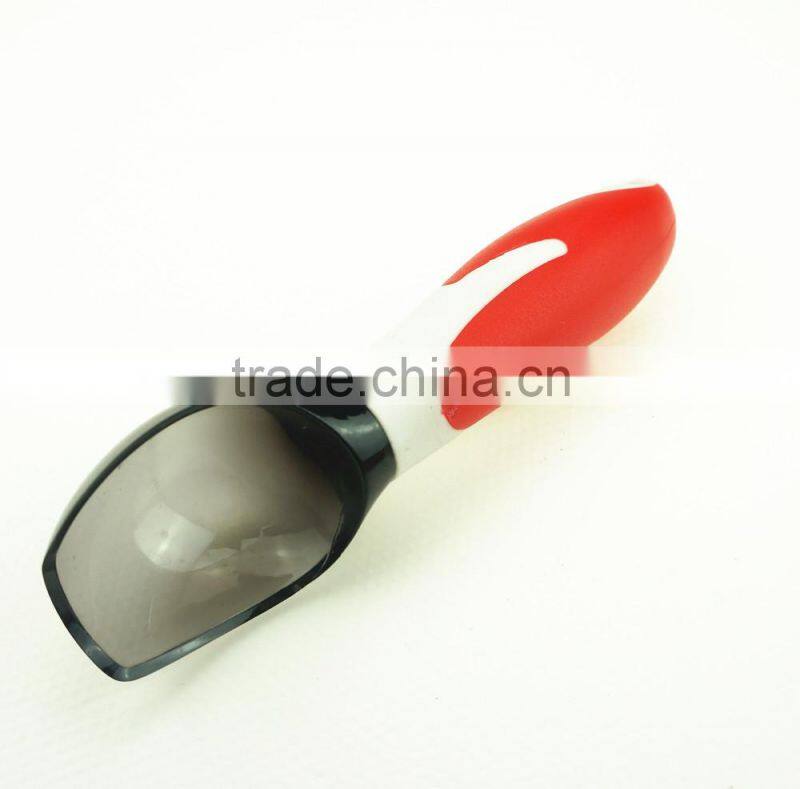 31019 New Penguin Handle Kitchen gadget kitchen tool Icecream Spoon