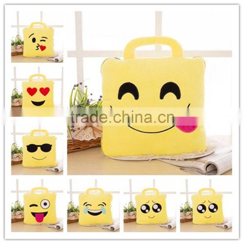 2016 hot Wholesale travel decorative body bolster emoji pillow blanket