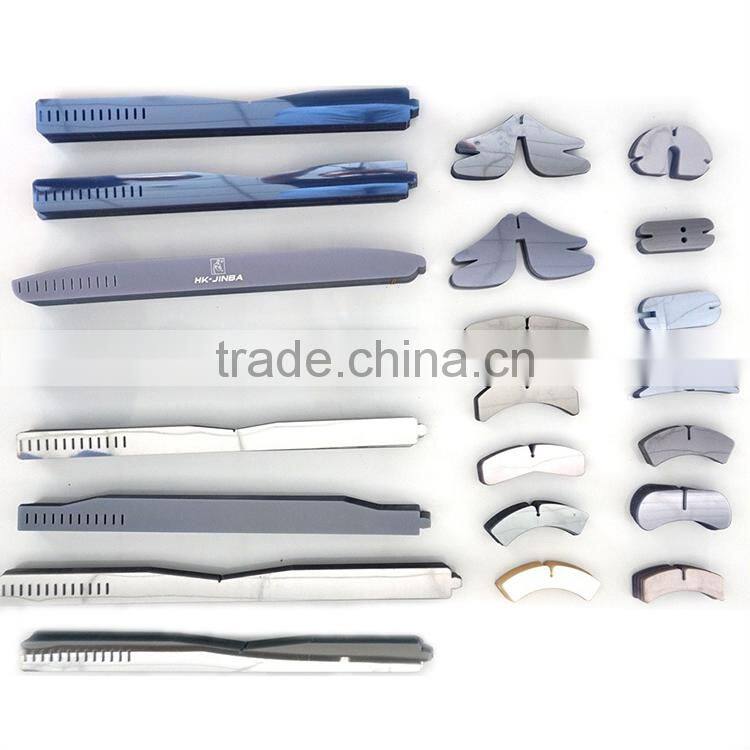 Factory Sell Plastic Transparent/White/Light Blue Customized Shirt Necklace Collar Butterfly Stay