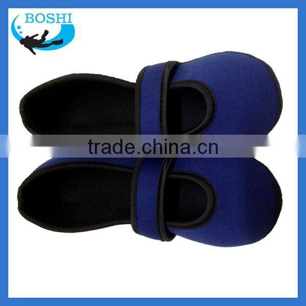 top quality nice design neoprene socks shoes in China