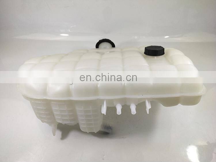 Cooling System Plastic Water Tank Oem 22430366 for VL FH FM FMX NH Truck Radiator Expansion Tank