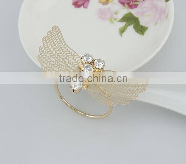 fashionable golden butterfly shape crystal metal alloy napkin rings