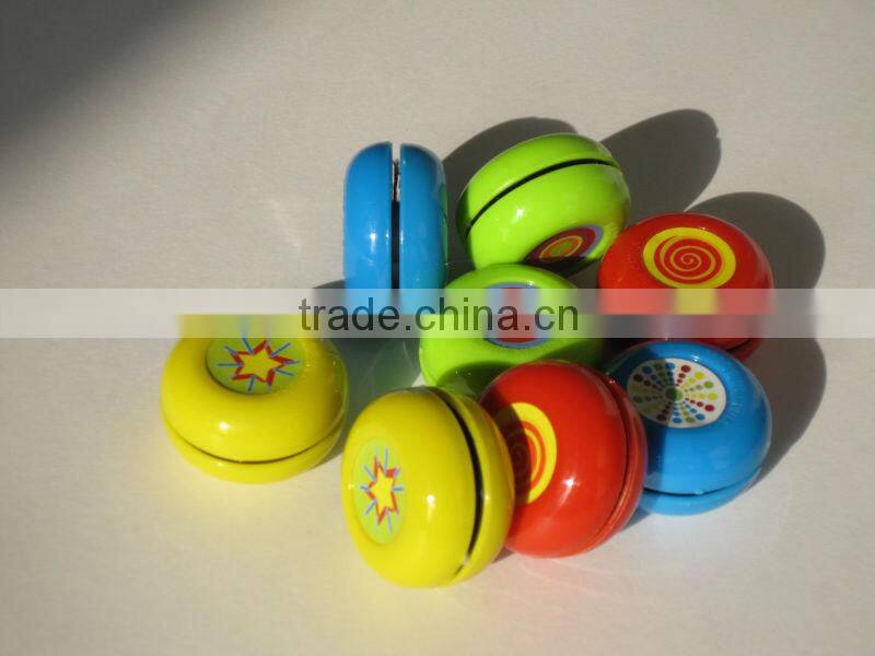 2015 HOT SALE plastic mini yoyo ball retractable yoyo ball