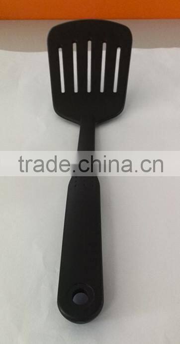 FDA,LFGB Approval Kitchen Equipment Nylon Utensil Manufacturer New style colorful kitchen tools nylon utensil set