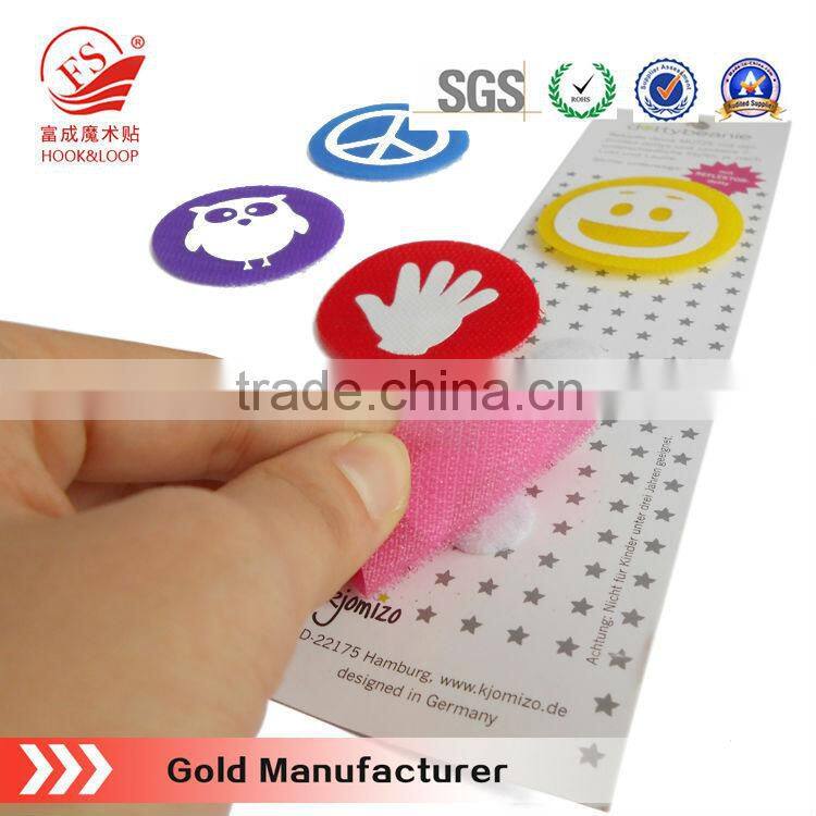 Removable magic tape letters for DIY garment